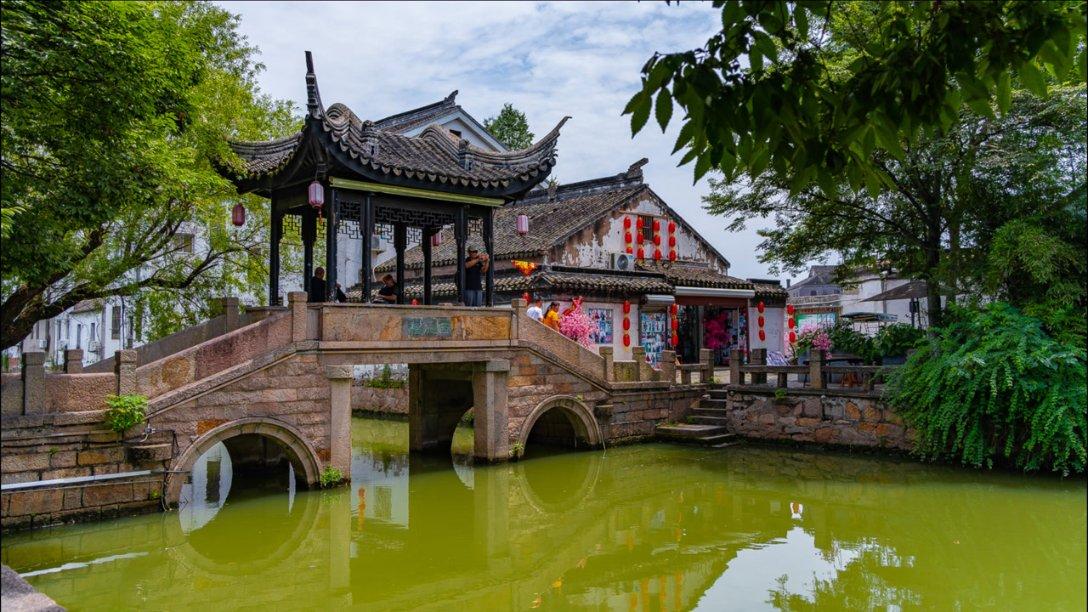 浪漫的雨季